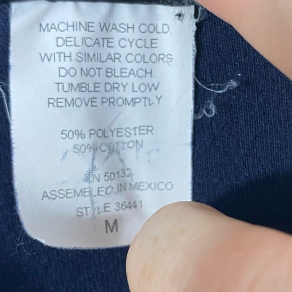 Bon Worth Knit Top Womens Size Medium Blue Christmas Red Cardinal Embroidered - Picture 6 of 8